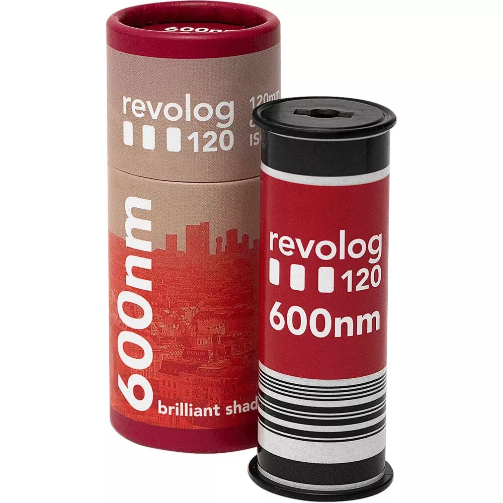 REVOLOG 600nm Color Negative Film (120 Roll Film)